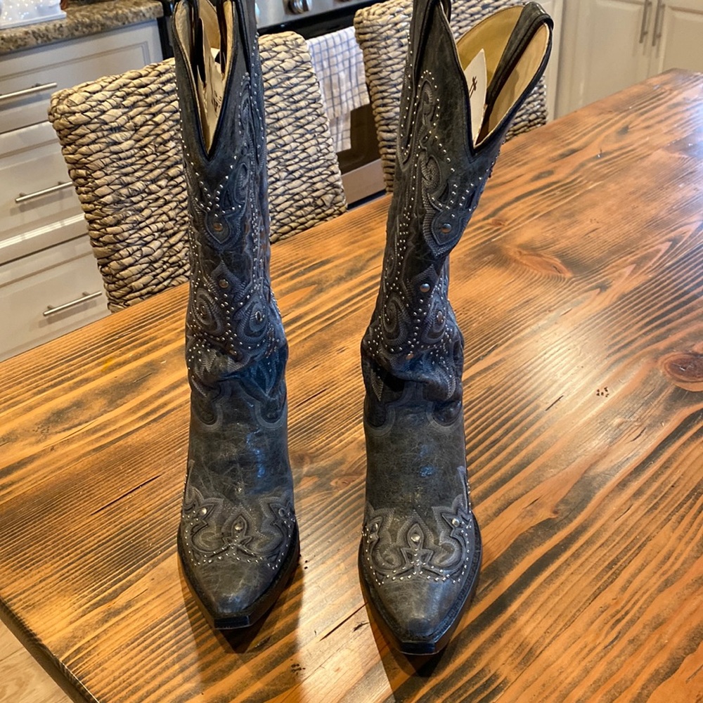 Women’s Cowgirl Boots